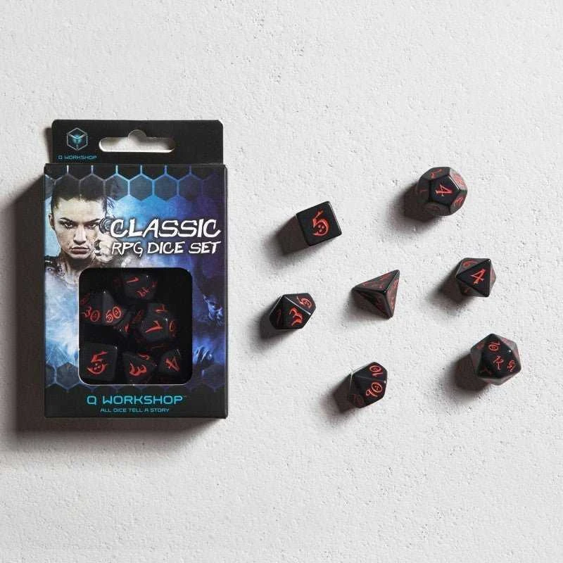 Q Workshop Classic RPG kauliukų rinkinys juodos ir raudonos spalvos