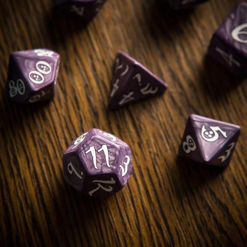 Q Workshop Classic Rpg Kauliukų Rinkinys Violetinės Ir Baltos