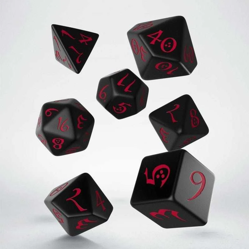 Q Workshop Classic RPG kauliukų rinkinys juodos ir raudonos spalvos