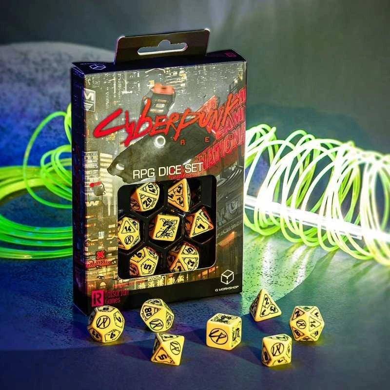 Q Workshop Cyberpunk Raudona RPG Danger Zone Kauliukų Rinkinys Geltonos Ir Juodos Sp