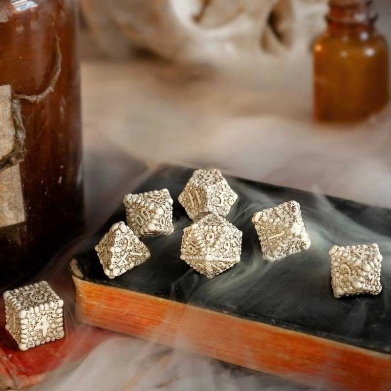Q Workshop Dice Macabre Kauliukų Rinkinys