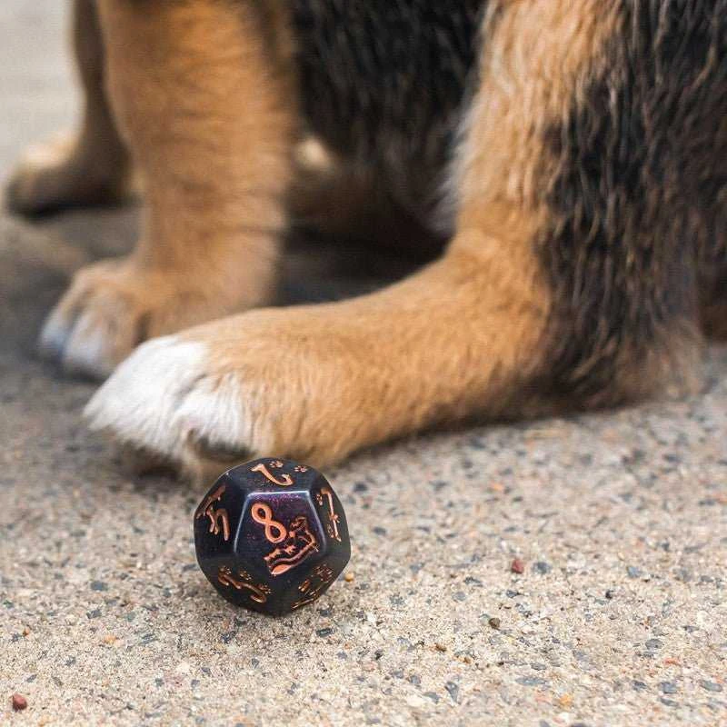 Q Workshop DOGS Dice Set: Luna Kauliukų Rinkinys