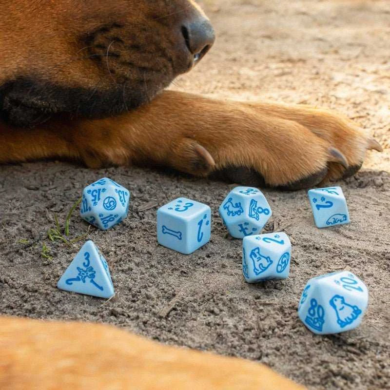 Q Workshop DOGS Dice Set: Max Kauliukų Rinkinys