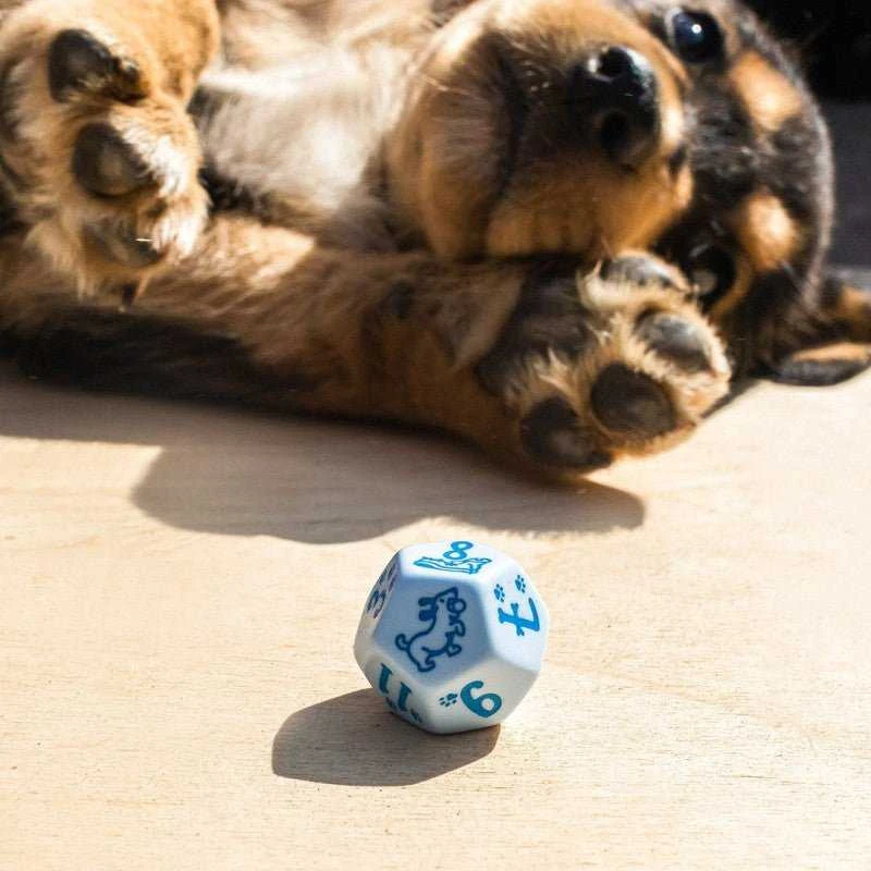 Q Workshop DOGS Dice Set: Max Kauliukų Rinkinys