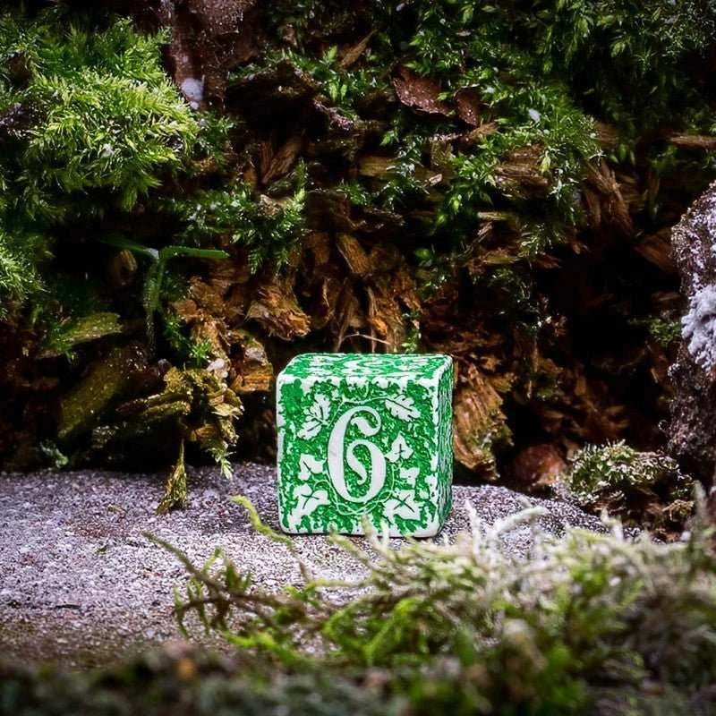 Dėlionė Q Workshop Forest Tundra Kauliukų Rinkinys Žalios Ir Baltos Spalvos