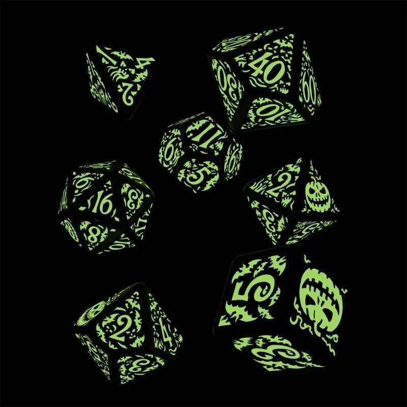 Q Workshop Halloween Pumpkin Juodos Ir Oranžinės Šviečiančios Tamsoje Spalvos Žaidimų Kauliukai