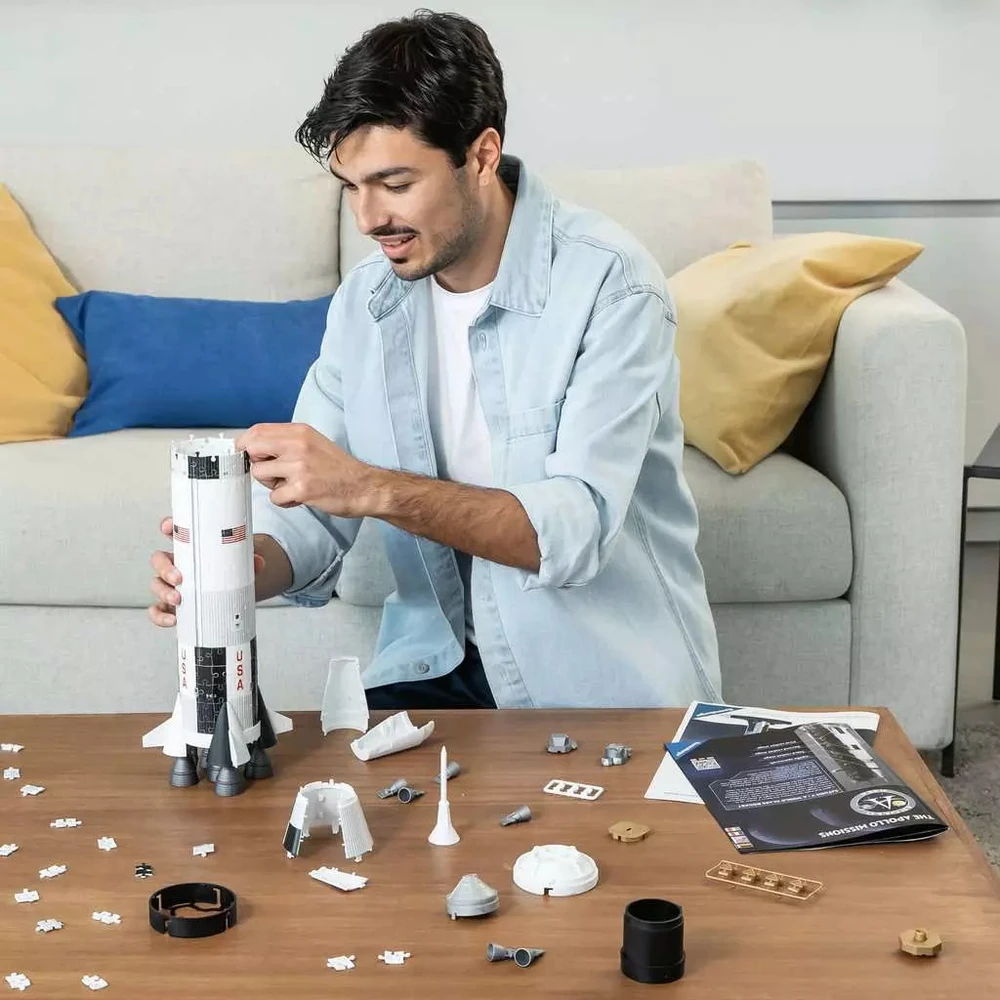 Ravensburger 3D Dėlionė 504 vnt. - Apollo Saturn V raketa