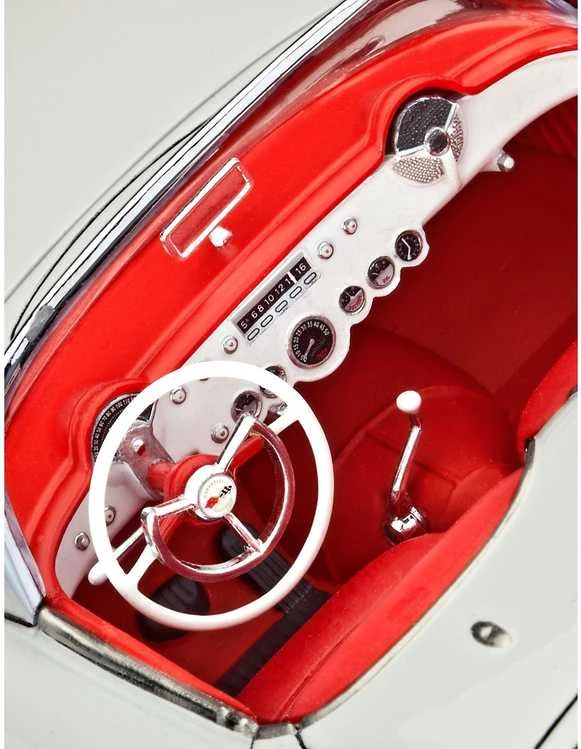 Revell 1953 Corvette Roadster 1/24 plastikinis surinkimo rinkinys