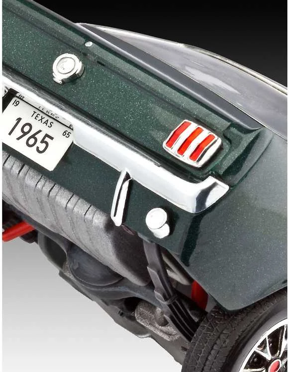 Revell 1965 Ford Mustang 2+2 Fastback plastikinis surenkamas modelis 1/24 07065