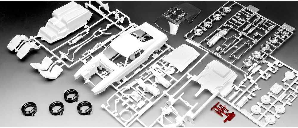 Revell 1970 Ford Mustang Shelby GT500 dovanų komplektas 1:25 (67729)