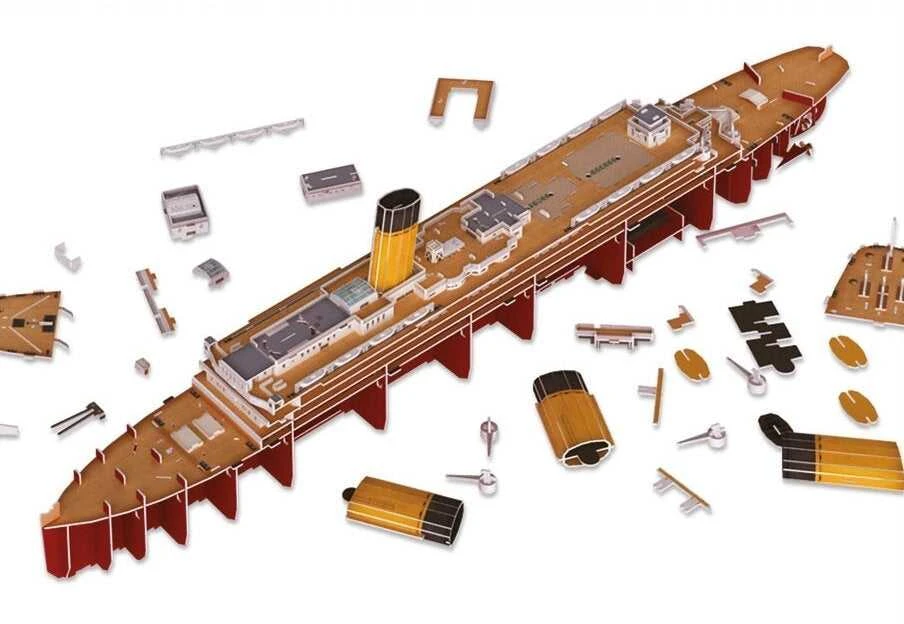 Revell 3D dėlionė RMS Titanic su LED apšvietimu, 266 detalių, 10+