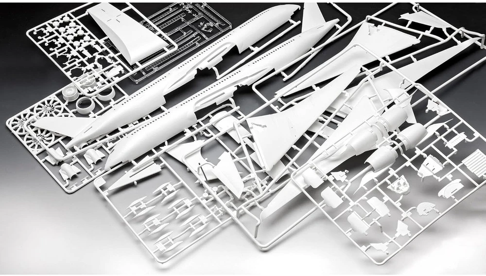 Revell Airbus A350-900 Lufthansa 100 dovanų rinkinys 1:144 su dažais