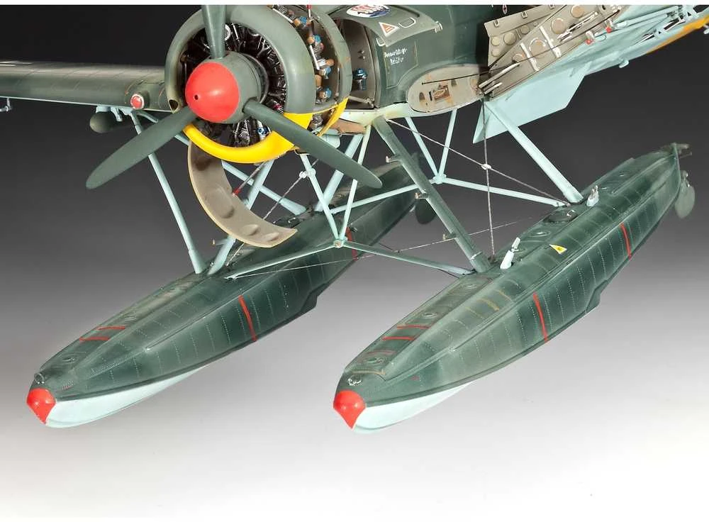 Revell Arado Ar 196A-3 hidroplanas 1/32 – plastikinis surinkimo rinkinys