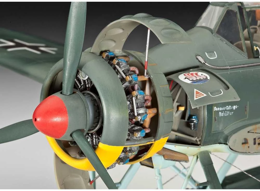 Revell Arado Ar 196A-3 hidroplanas 1/32 – plastikinis surinkimo rinkinys