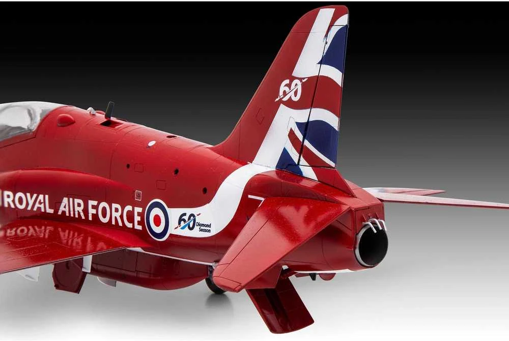Revell BAe Hawk T.1A Raudona Arrows RAF 1/32 plastikinis modelis
