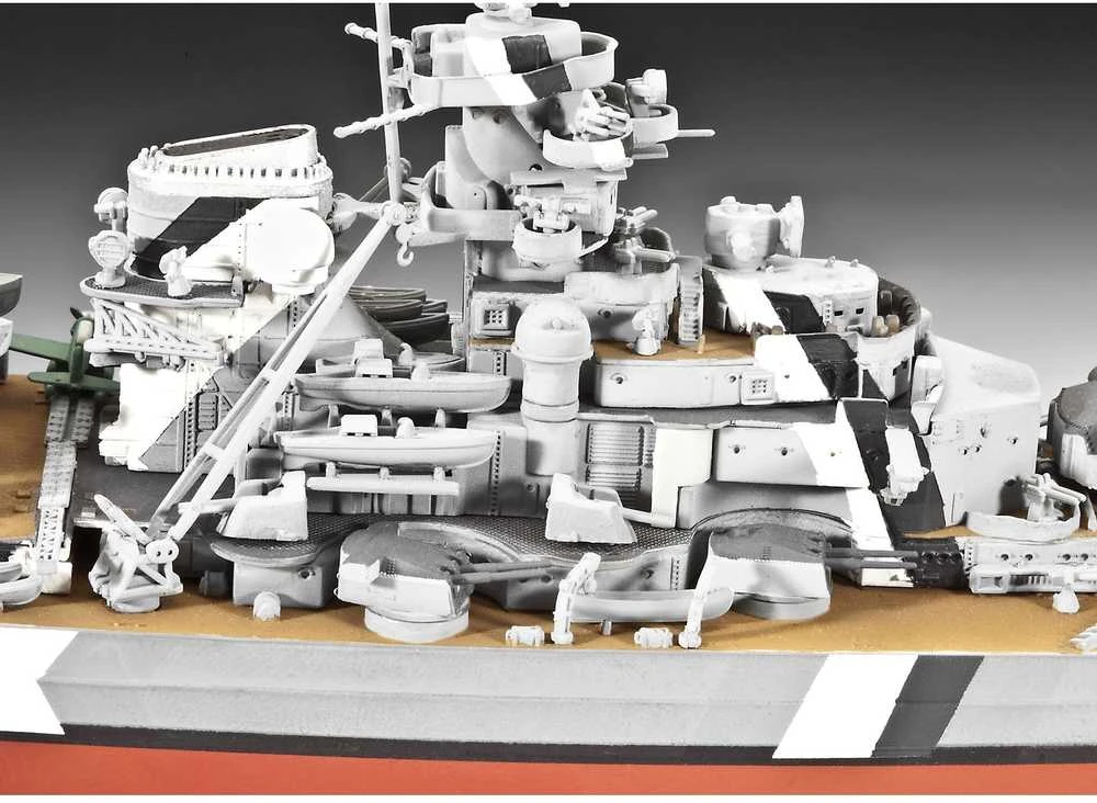 Revell – mūšio laivas Bismarkas, 1/700, 05098