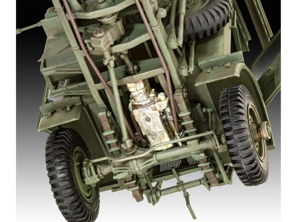 Revell BM-13-16 Fordson WOT8 1/35 plastikinis surinkimo rinkinys