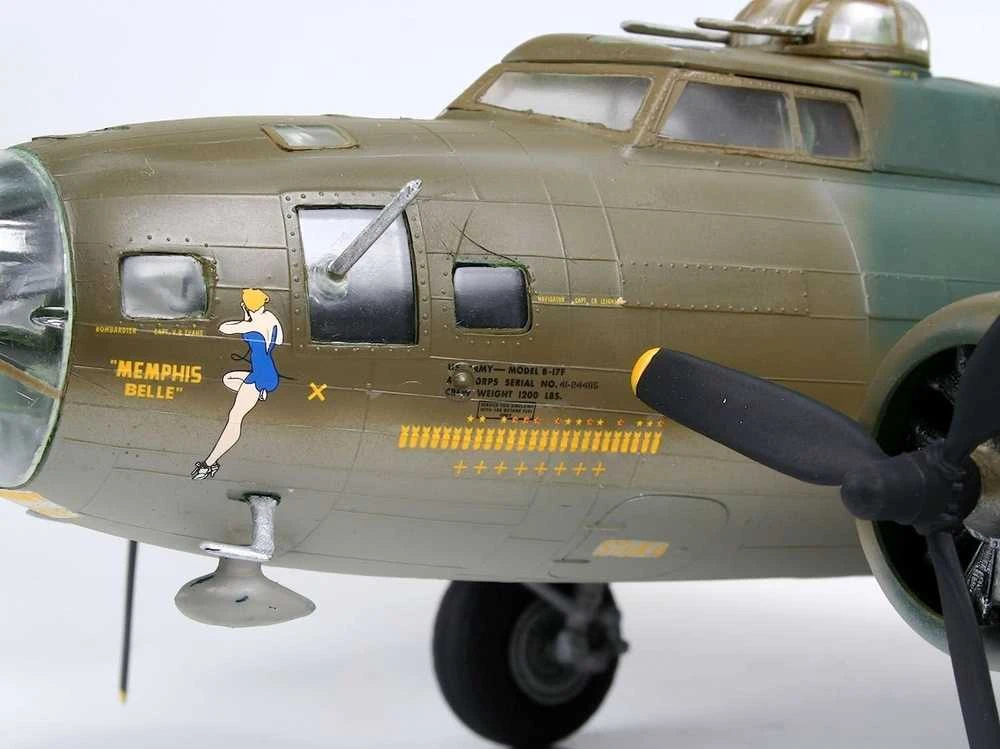 Revell – Boeing B-17F „Memphis Belle“, 1/48, 04297