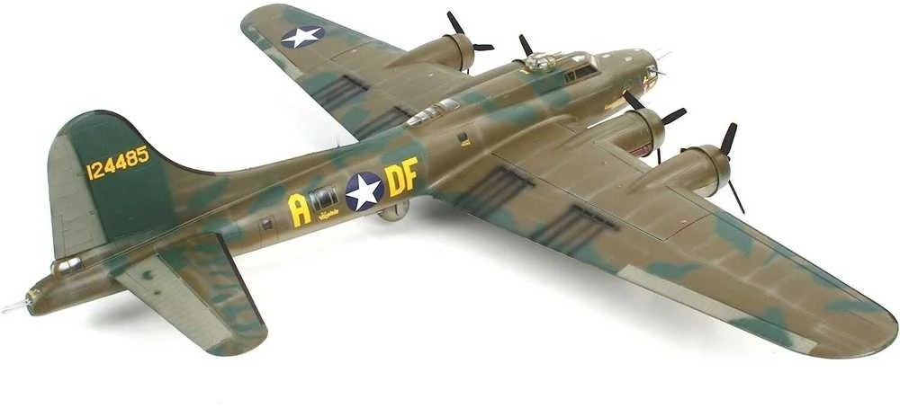 Revell – Boeing B-17F „Memphis Belle“, 1/48, 04297