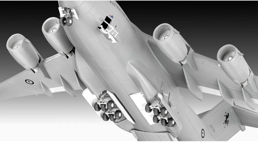 Revell Boeing C-17A Globemaster III surenkamas modelis 1:144