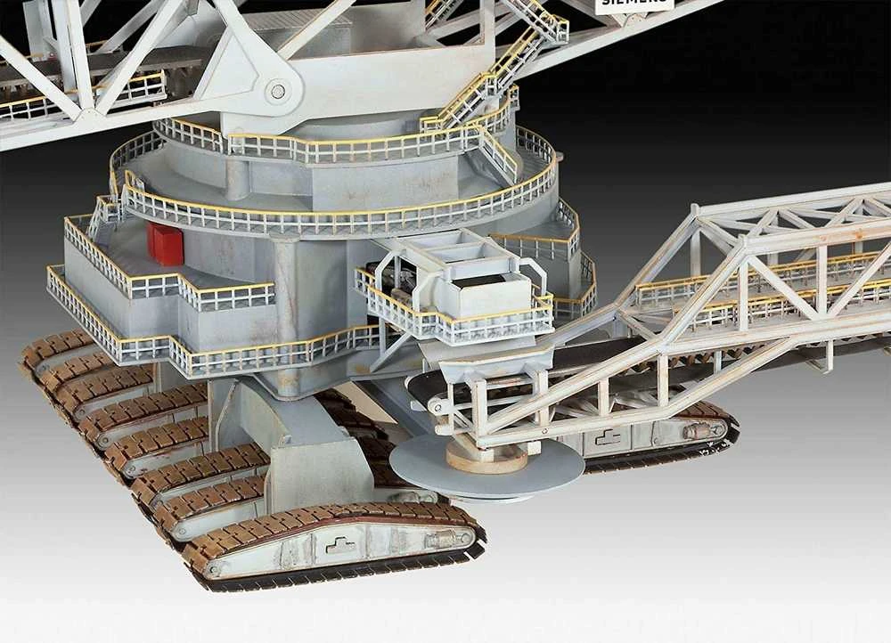 Revell Bucket Wheel Excavator 289 - PLASTIKINIS modeliavimo rinkinys