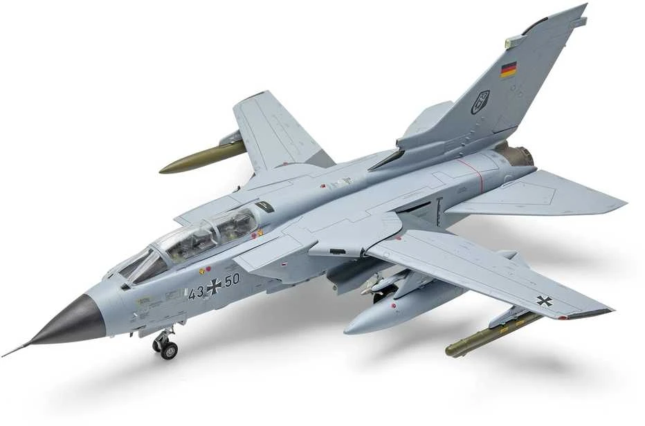 Revell Bundeswehr 70 metų naikintuvų dovanų rinkinys 1/72
