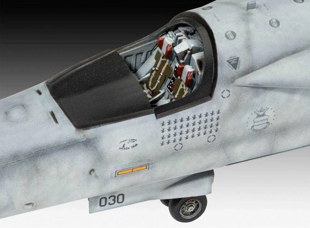 Revell EF-111A Raven - PLASTIKINIS modeliavimo rinkinys