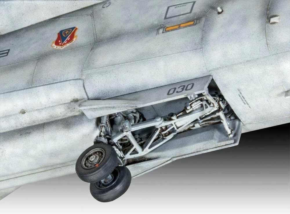 Revell EF-111A Raven - PLASTIKINIS modeliavimo rinkinys