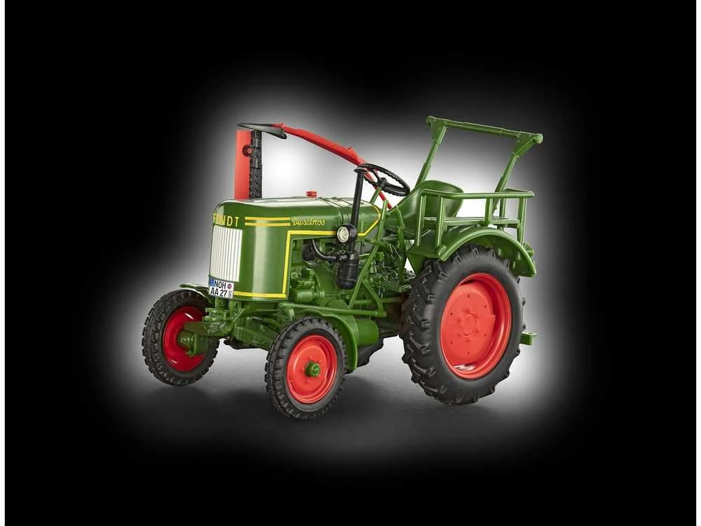 Revell Fendt F20 Dieselroß traktoriaus modelis 1/24 (Click System)