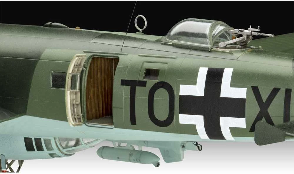Revell Focke-Wulf Fw 200 Condor C-5/C-8 1/72 plastikinis lėktuvo modelis