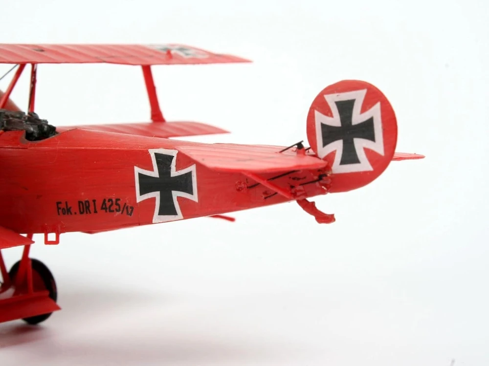 Revell Fokker Dr.1 triplano surenkamas modelis 1/72 – dovanų rinkinys