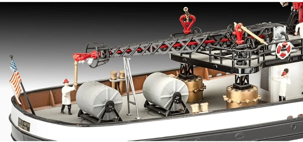 Revell gaisrininko plastikinis surenkamas modelis 1:87 (48,5 cm)