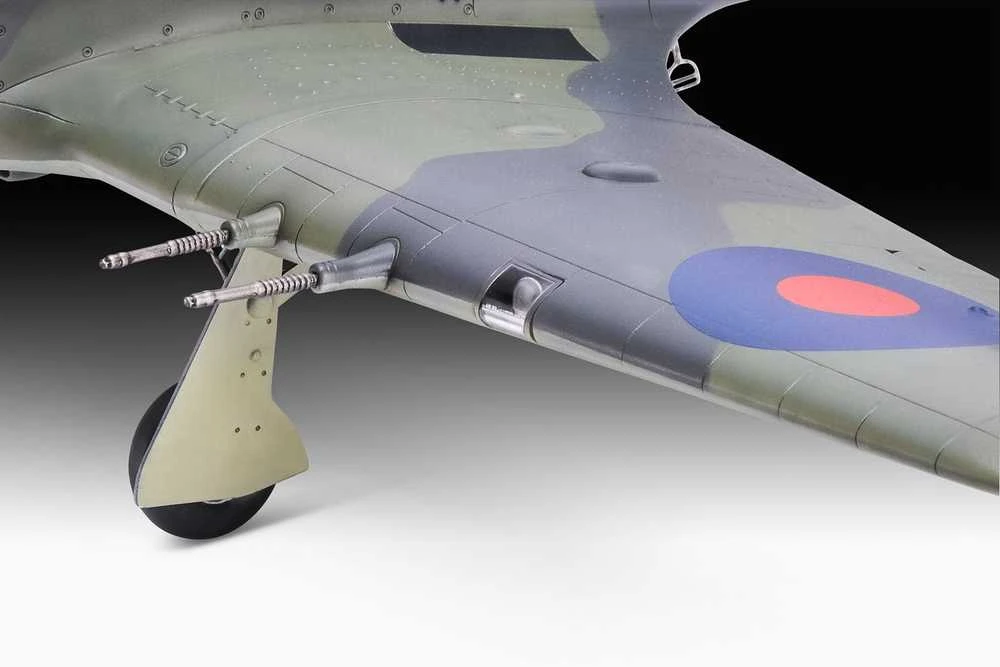 Revell Hawker Sea Hurricane Mk.IIC 1/32 plastikinis lėktuvo modelis surinkimui