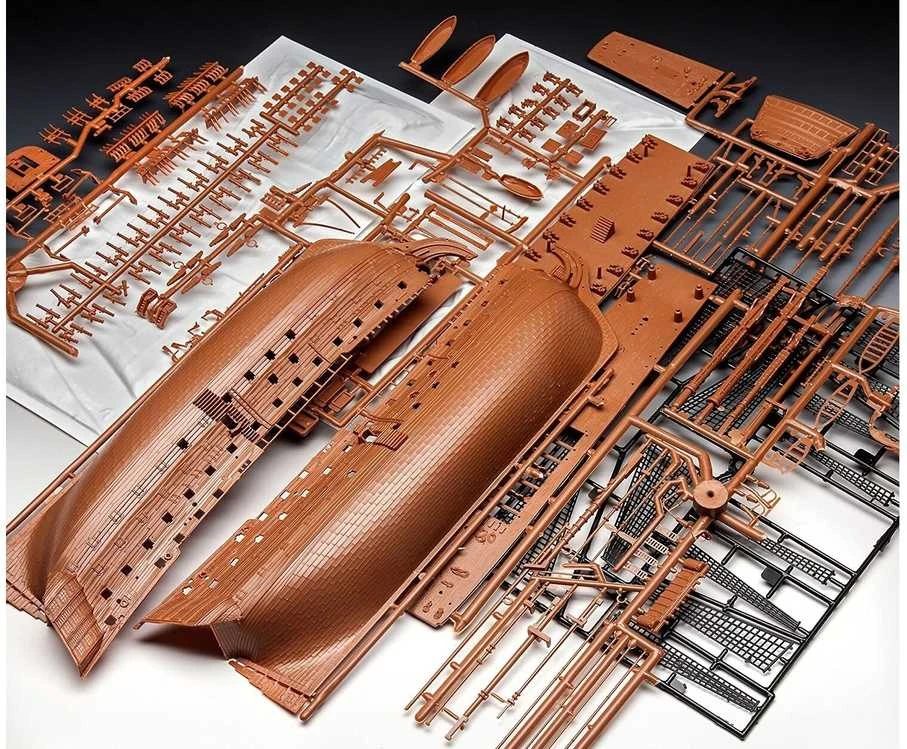 Revell – H.M.S. Pergalė, 1/225, 05408