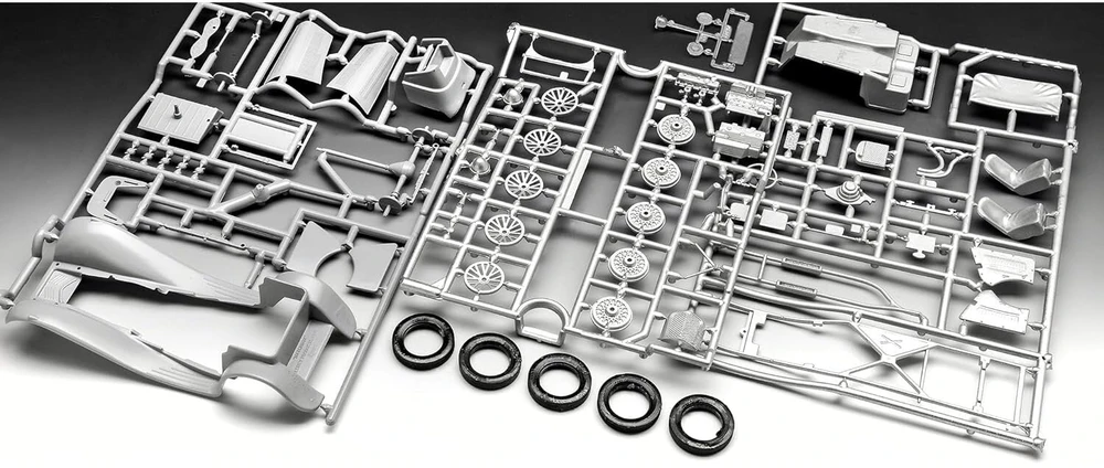 Revell Jaguar SS 100 1/32 plastikinis surenkamas modelis dovanų rinkinys
