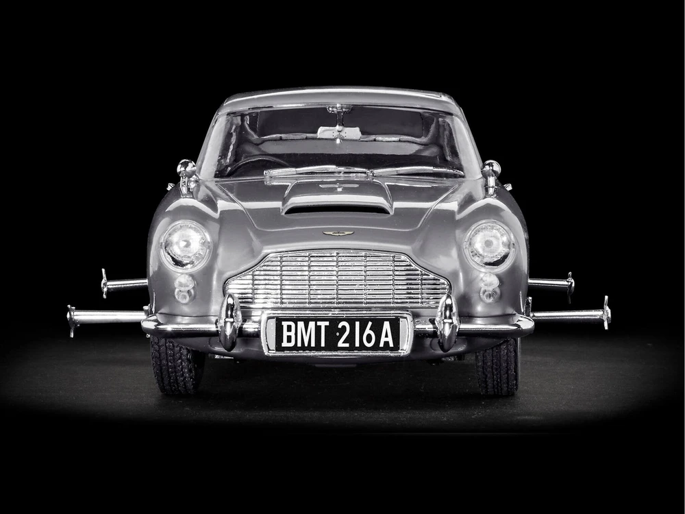 Revell James Bond Aston Martin DB5 plastikinis modelis 1:24 Click System