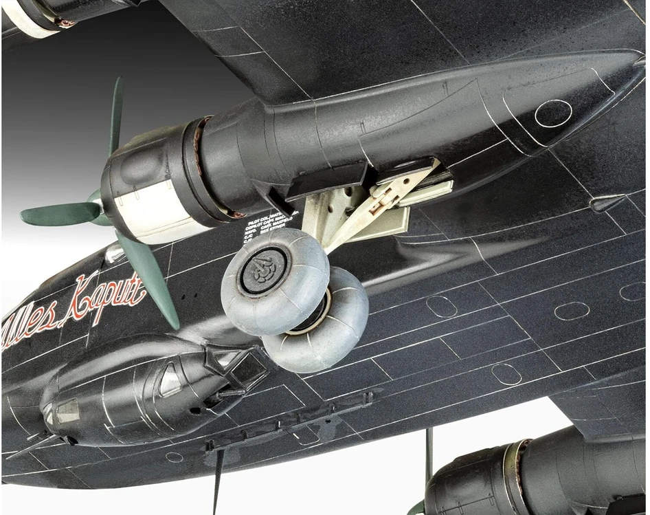 Revell Junkers Ju290A-5/7 Seeadler 1/72 plastikinis lėktuvo modelis