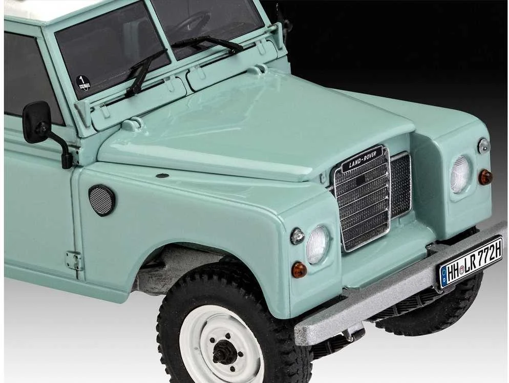 Revell Land Rover Series III 1/24 plastikinis surenkamas modelis 07047