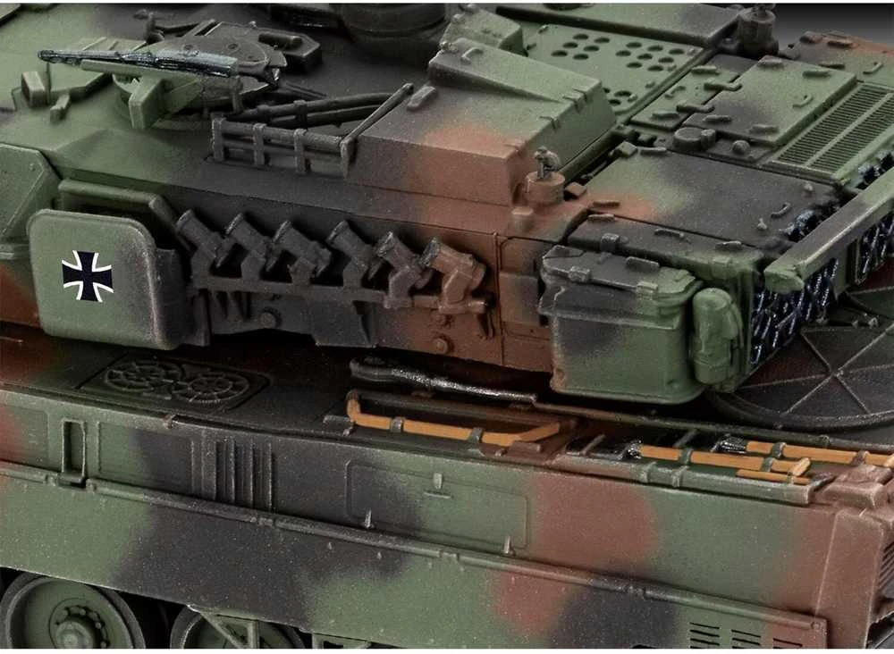 Revell Leopard 2A7V tanko modelis 1/72 – plastikinis surinkimo rinkinys