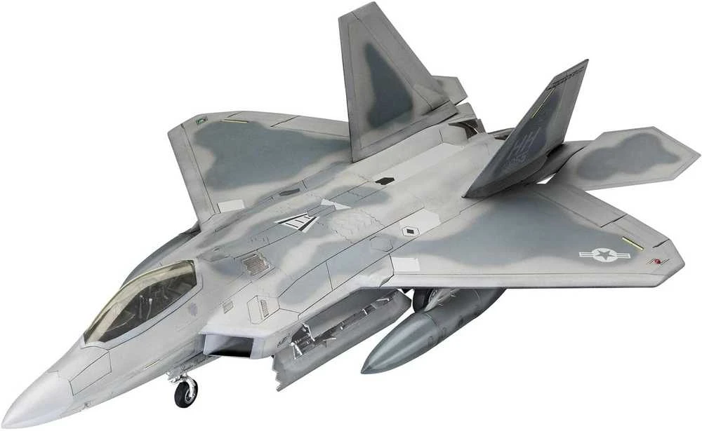 Revell Lockheed Martin F-22A Raptor 1/72 dovanų rinkinys su dažais, klijais
