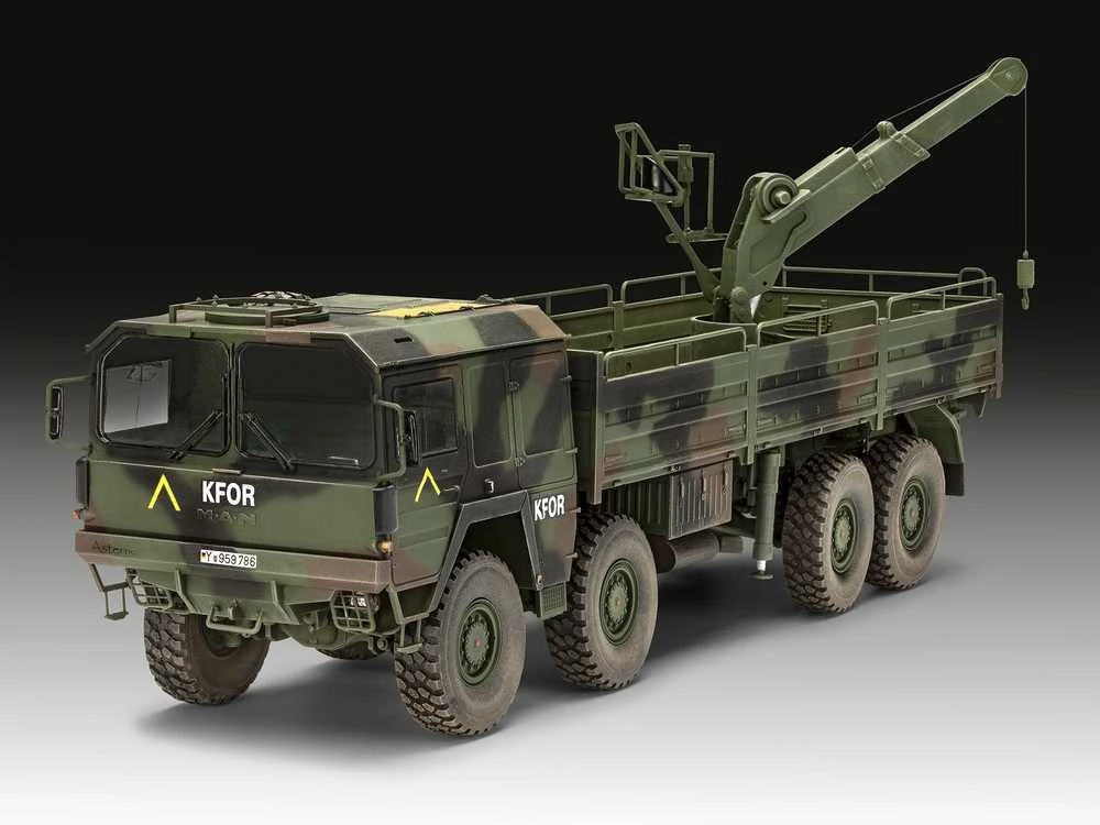 Revell MAN 10 t Milgl 8x8 karinis sunkvežimis 1:35 (03367)