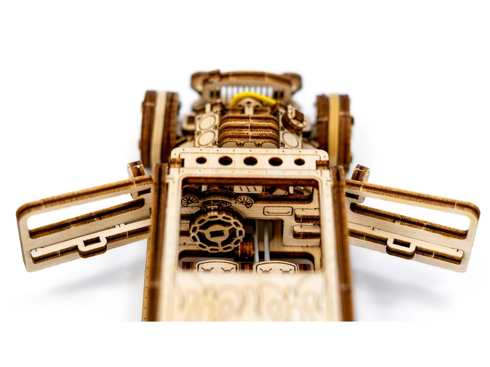 Revell medinis konstruktorius Tiny Adventures Hot Rod 1/32 (00612)