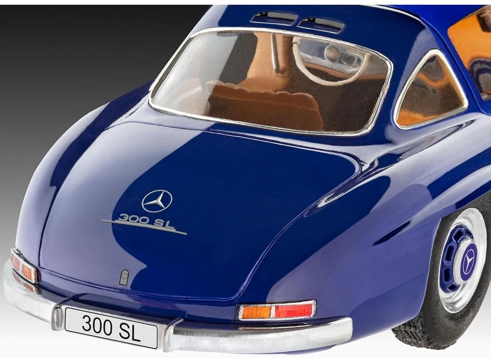 Revell Mercedes-Benz 300 SL 1/24 plastikinio modelio dovanų komplektas