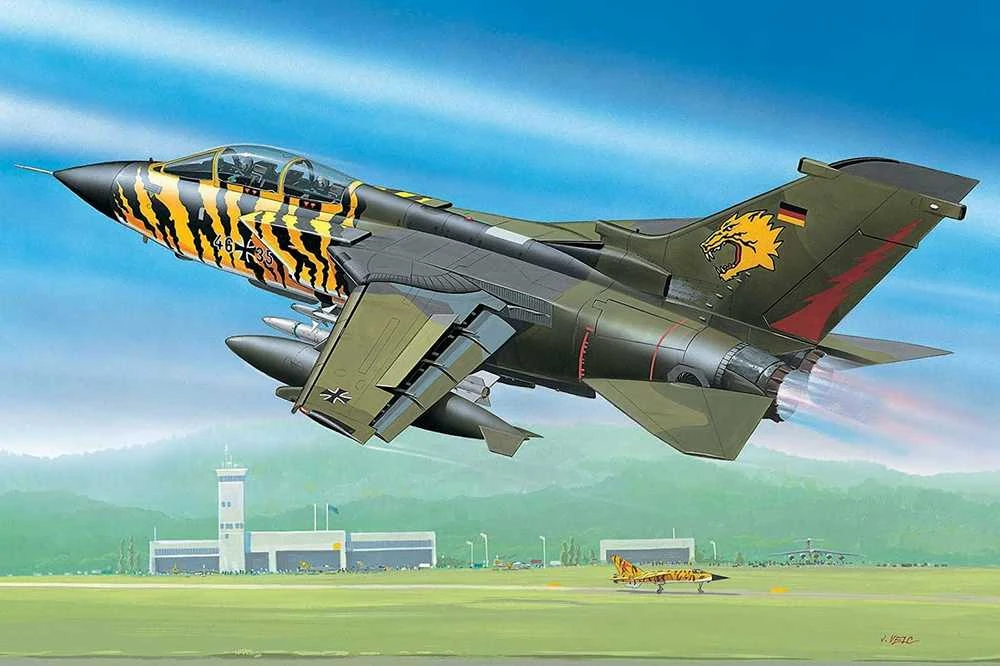 Revell Model Set Tornado ECR - PLASTIKINIS modeliavimo rinkinys