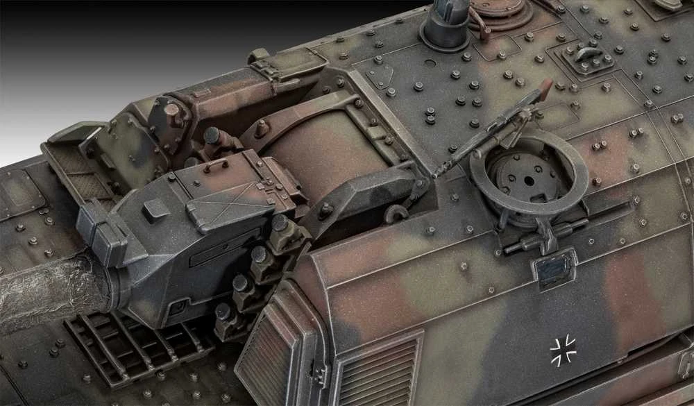 Revell - Panzerhaubitze 2000, 1/35, 03279