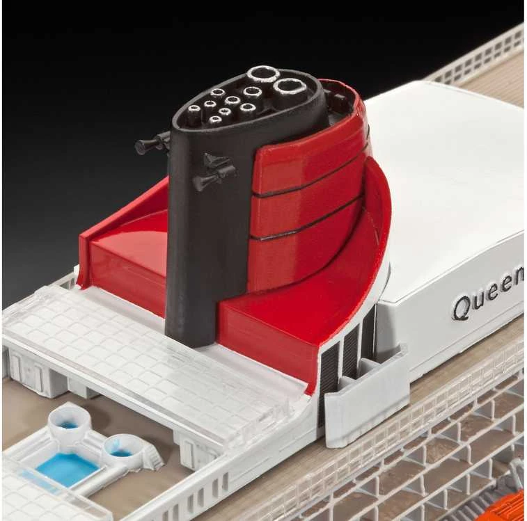 Revell Queen Mary 2 laivo modelis 1:700, plastikinis surinkamas, 49,4 cm