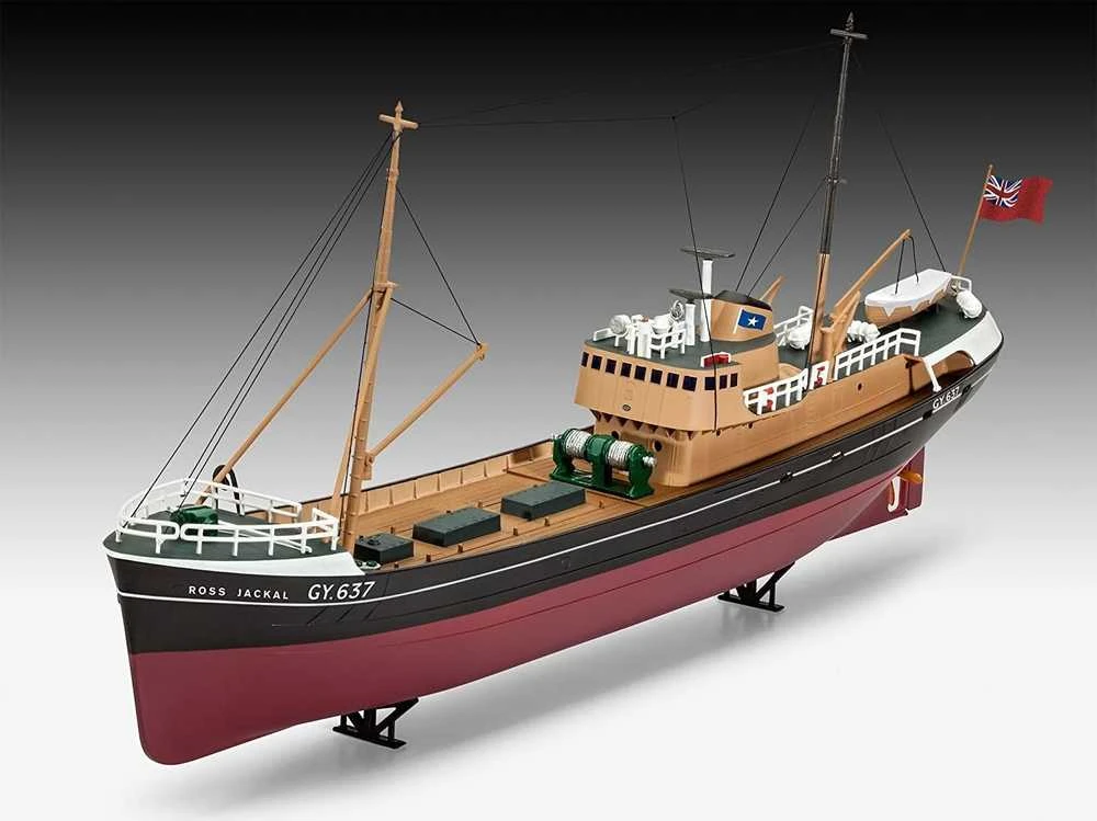 Revell – Šiaurės jūros žvejybos traleris, 1/142, 05204