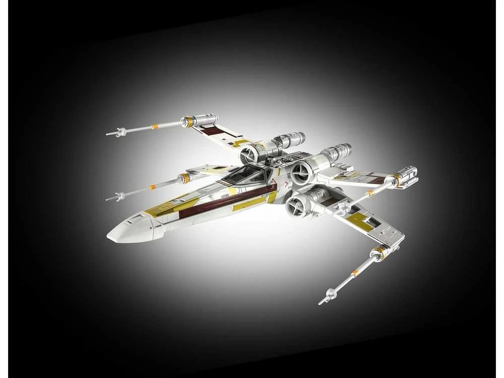 Revell Star Wars Mandalorian Carson Teva X-Wing 1:57 plastikinis modelis 06790