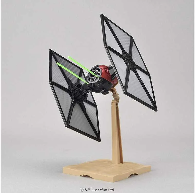 Revell Star Wars Pirmojo Ordino Specialiųjų pajėgų TIE naikintuvas 1/72