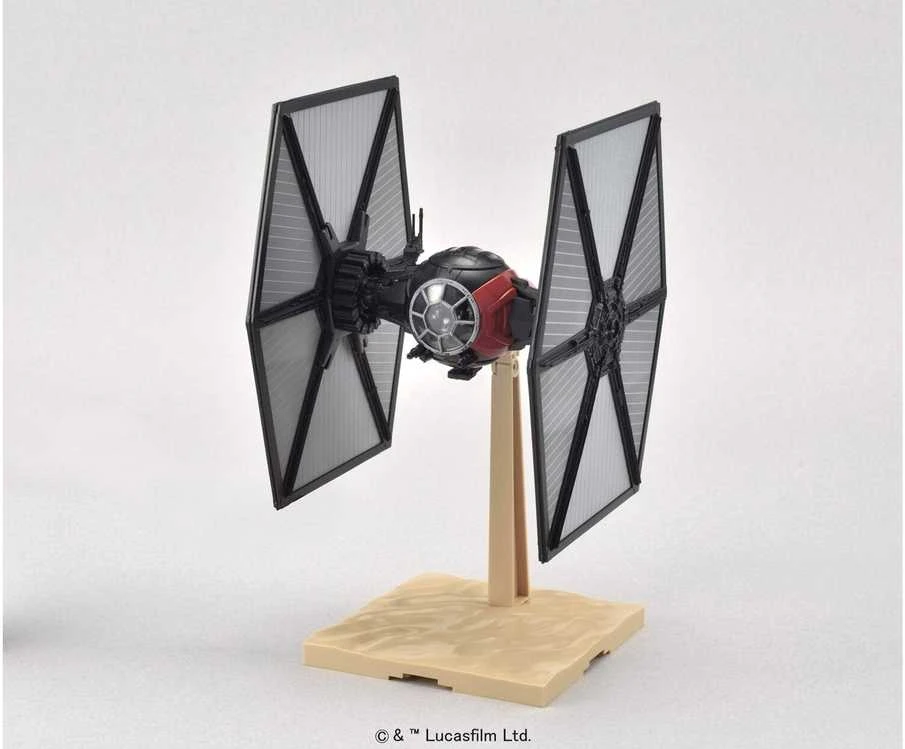 Revell Star Wars Pirmojo Ordino Specialiųjų pajėgų TIE naikintuvas 1/72